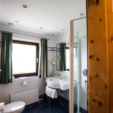 Hotel Schnoeller 3*